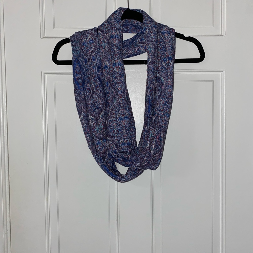 Wrap around scarf